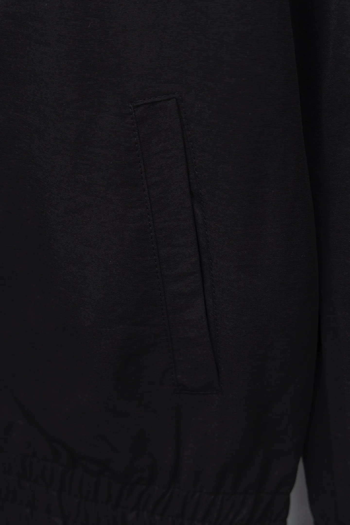 P310 model number: M024 POLO Ralph Lauren original molded small label, embroidered reversible old money style jacket, Guangzhou high luxury version, refined and shipped 🔥high version of the best goods🐮different from the market's junk goods🗯️different prices for the same picture means different versions ✅Don't be fooled by the same copywriting and pirated picture gangs who mix and distribute pictures at low prices and get high luxury pictures at low prices. Once you receive it and compare the quality, you will know where the difference is. Don’t lie. Look for the terminal. I don’t guarantee that my products are the cheapest, but I definitely guarantee that they are worth every penny of your hard-earned money!       Color: White Black Size: S-XL